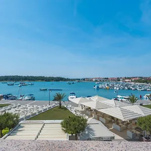  Appartamento Riva Croazia